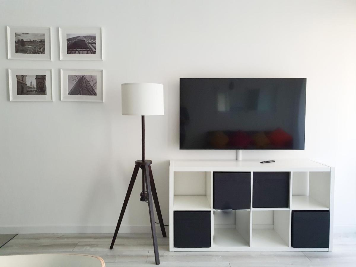 Capital Apartments - Towarowa بوزنان المظهر الخارجي الصورة